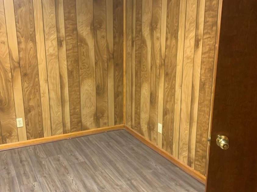 117 Union Street, Morganton, NC 28655.  MLS# CAR4382307, YatesRealty ID 25722. 