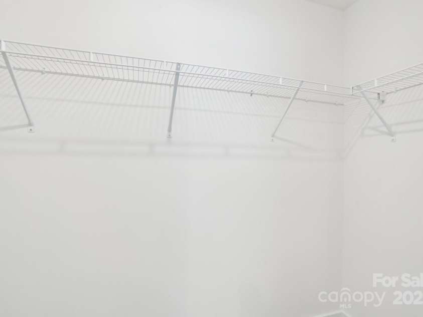 401 Charlotte Avenue, Mount Holly, NC 28120.  MLS# CAR4263002, YatesRealty ID 25722. 