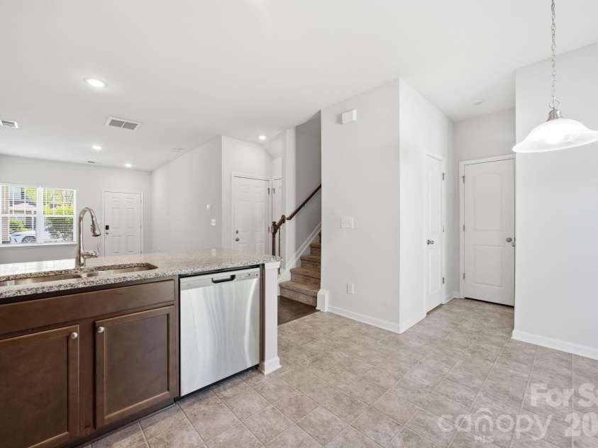 324 Zocalo Drive, Gastonia, NC 28056.  MLS# CAR4372963, YatesRealty ID 25723. 