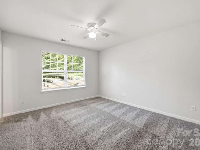 324 Zocalo Drive, Gastonia, NC 28056.  MLS# CAR4372963, YatesRealty ID 25723. 