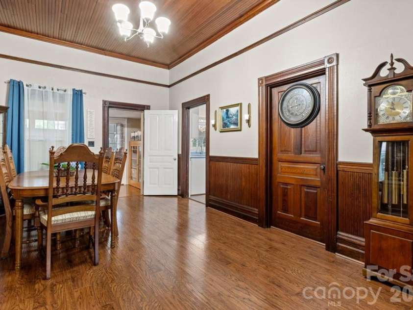 110 Main Avenue, Maiden, NC 28650.  MLS# CAR4385571, YatesRealty ID 25724. The woodwork here is the kind they don't make anymore