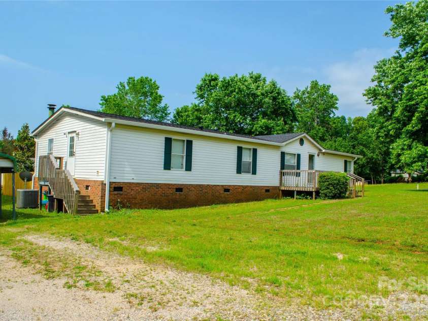 745 Rock Castle Drive, York, SC 29745.  MLS# CAR4257710, YatesRealty ID 25725. 