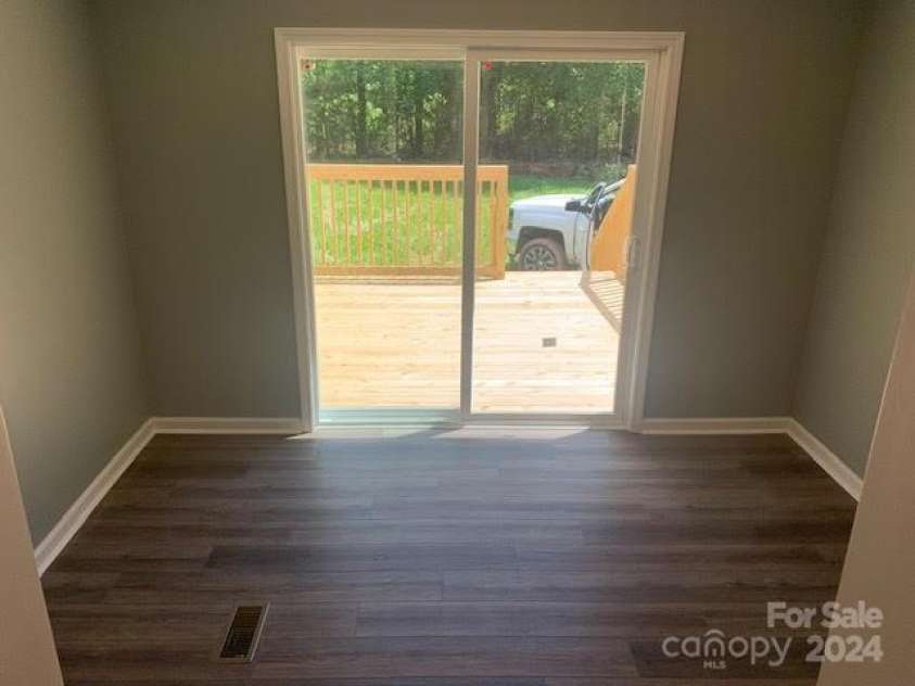 7067 Citation Street, York, SC 29745.  MLS# CAR4141311, YatesRealty ID 25726. Flex space