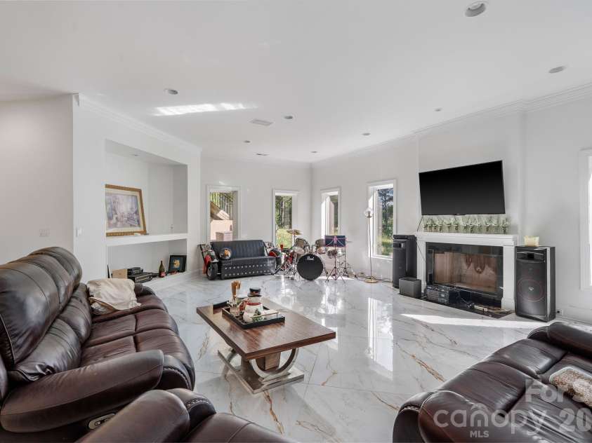 720 Ennis Road, Waxhaw, NC 28173.  MLS# CAR4376487, YatesRealty ID 25727. 