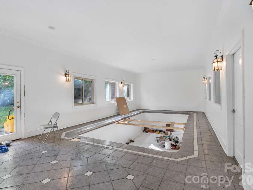 720 Ennis Road, Waxhaw, NC 28173.  MLS# CAR4376487, YatesRealty ID 25727. 