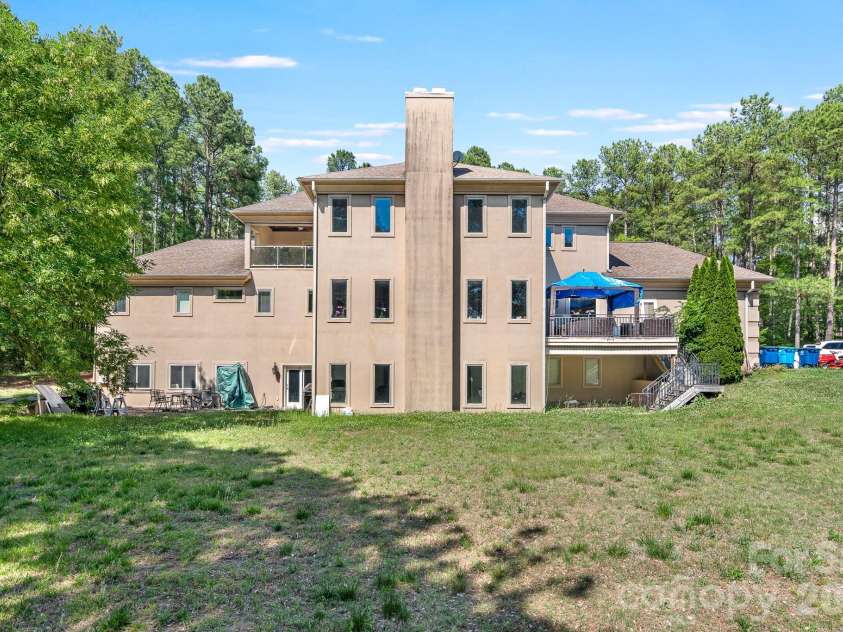 720 Ennis Road, Waxhaw, NC 28173.  MLS# CAR4376487, YatesRealty ID 25727. 
