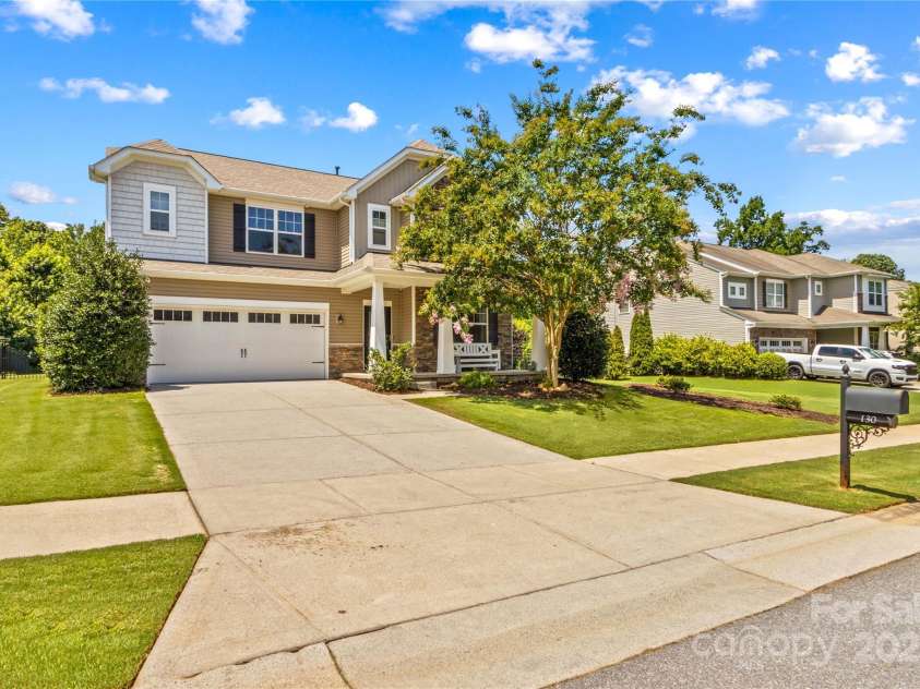 130 Warfield Drive, Mooresville, NC 28115.  MLS# CAR4278096, YatesRealty ID 25728. Another view of Front; Sidewalk
