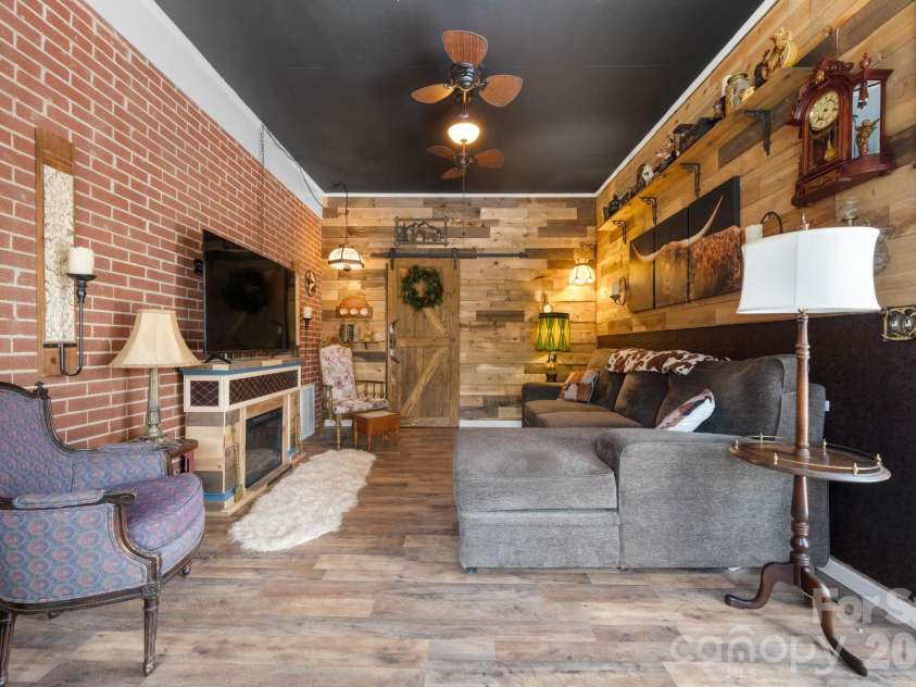 326 Tanner Street, Rutherfordton, NC 28139.  MLS# CAR4369589, YatesRealty ID 25728. 