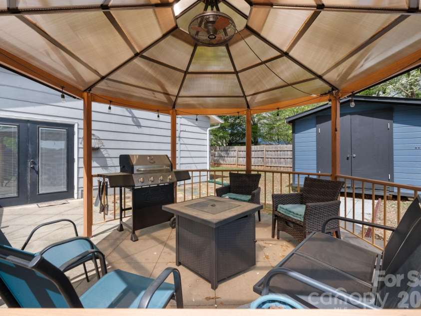 326 Tanner Street, Rutherfordton, NC 28139.  MLS# CAR4369589, YatesRealty ID 25728. 