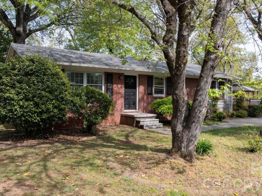 326 Tanner Street, Rutherfordton, NC 28139.  MLS# CAR4369589, YatesRealty ID 25728. 