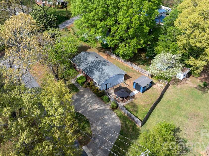 326 Tanner Street, Rutherfordton, NC 28139.  MLS# CAR4369589, YatesRealty ID 25728. 