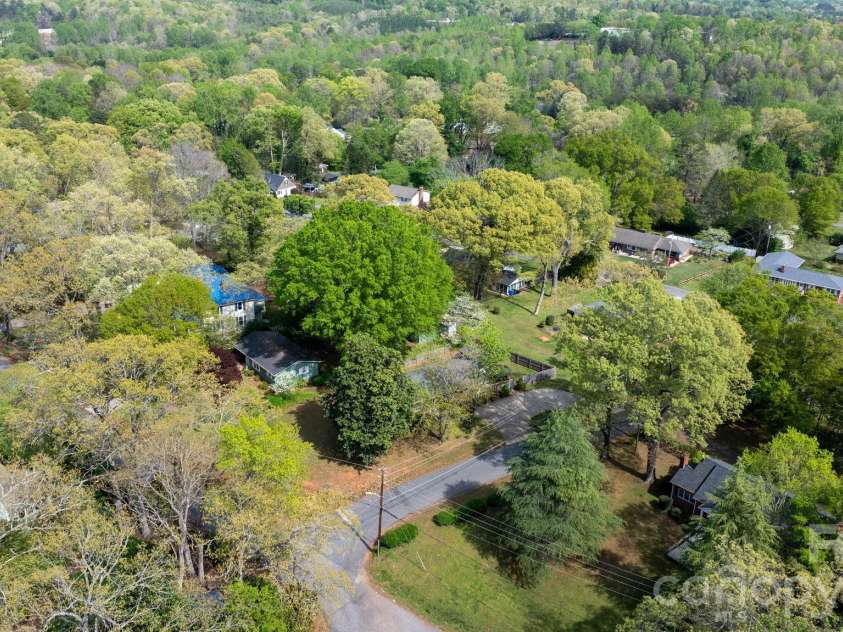 326 Tanner Street, Rutherfordton, NC 28139.  MLS# CAR4369589, YatesRealty ID 25728. 