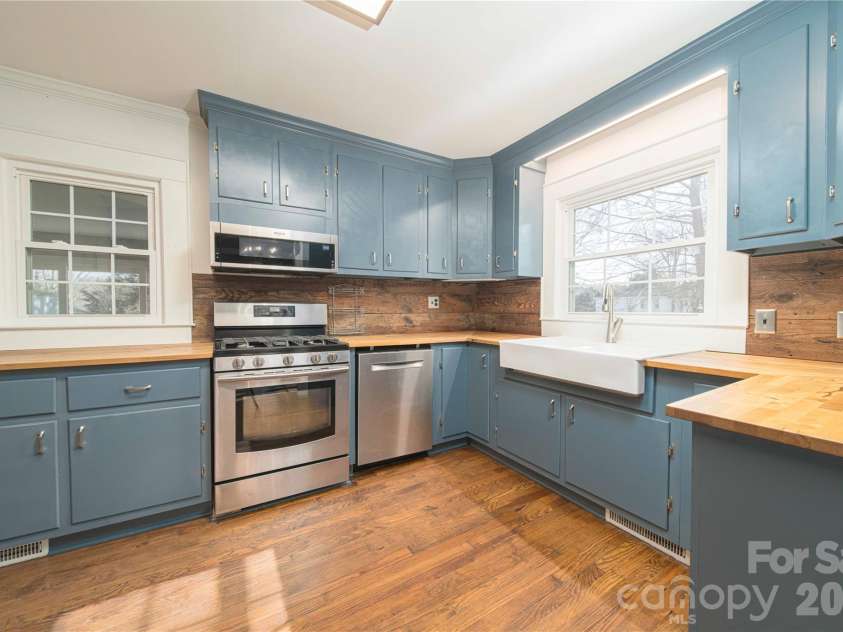 628 Wilmar Street, Concord, NC 28025.  MLS# CAR4351271, YatesRealty ID 2573. 