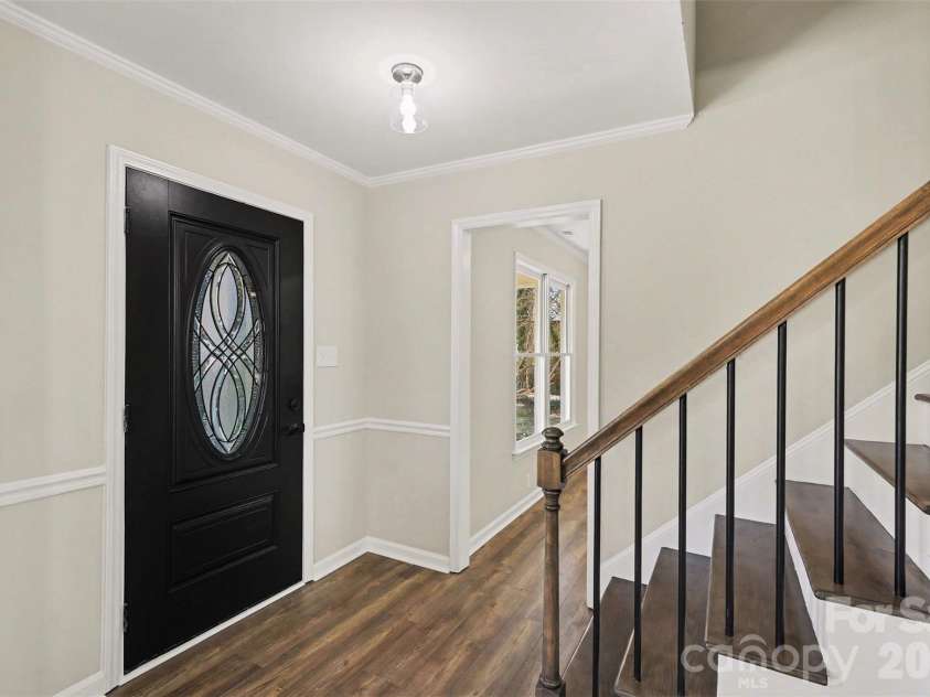 577 Tryon Place, Gastonia, NC 28054.  MLS# CAR4371016, YatesRealty ID 25730. 