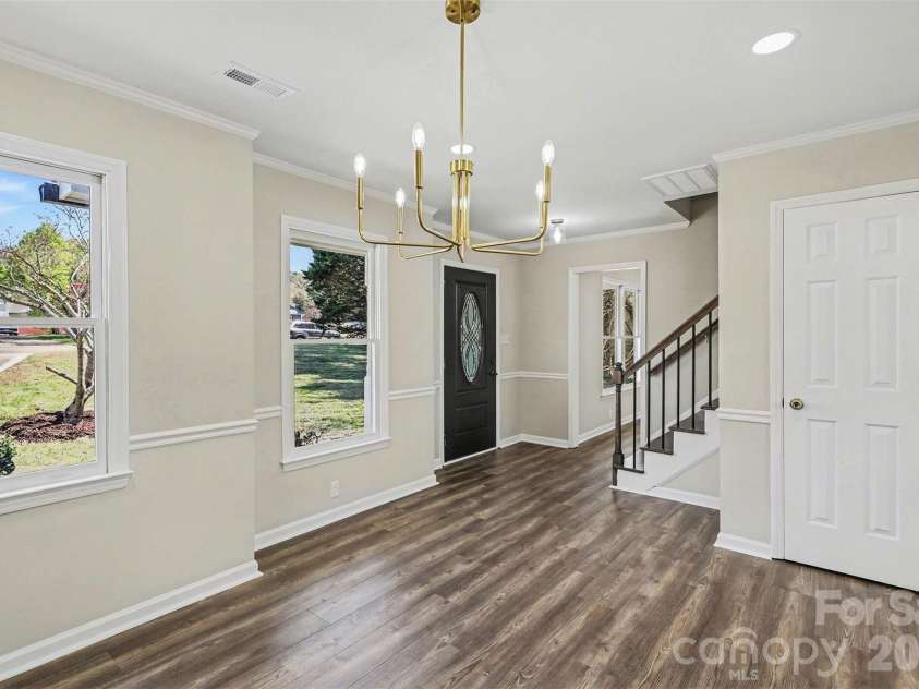 577 Tryon Place, Gastonia, NC 28054.  MLS# CAR4371016, YatesRealty ID 25730. 