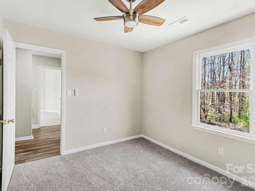 577 Tryon Place, Gastonia, NC 28054.  MLS# CAR4371016, YatesRealty ID 25730. 