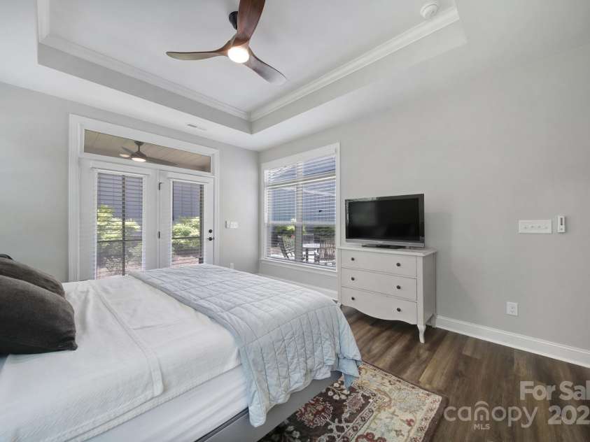 2019 Trailwood Drive, Matthews, NC 28104.  MLS# CAR4278787, YatesRealty ID 25731. 