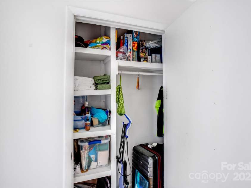 26 Pebblebrook Street, Clyde, NC 28721.  MLS# CAR4268095, YatesRealty ID 25732. And more storage in the upstairs hallway.