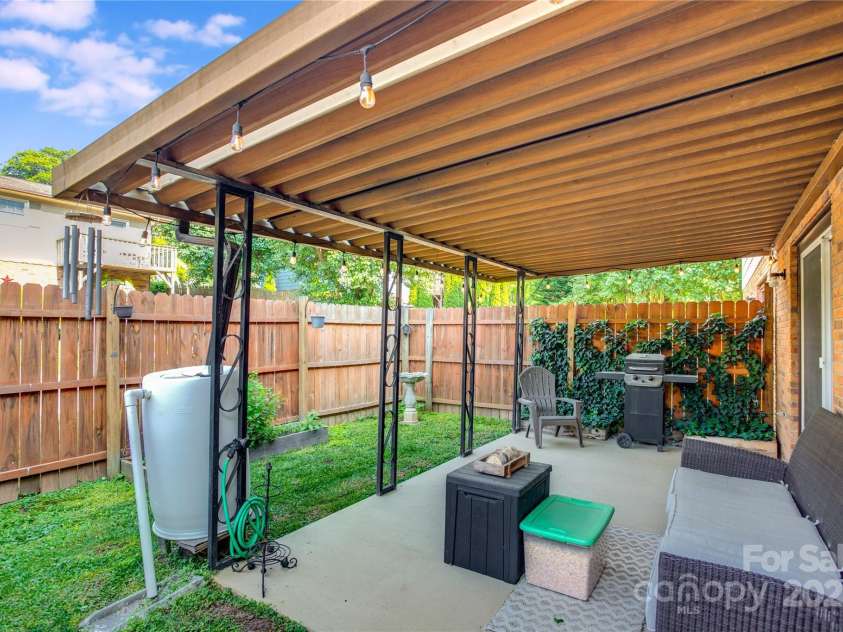 26 Pebblebrook Street, Clyde, NC 28721.  MLS# CAR4268095, YatesRealty ID 25732. Plenty of room for guests!