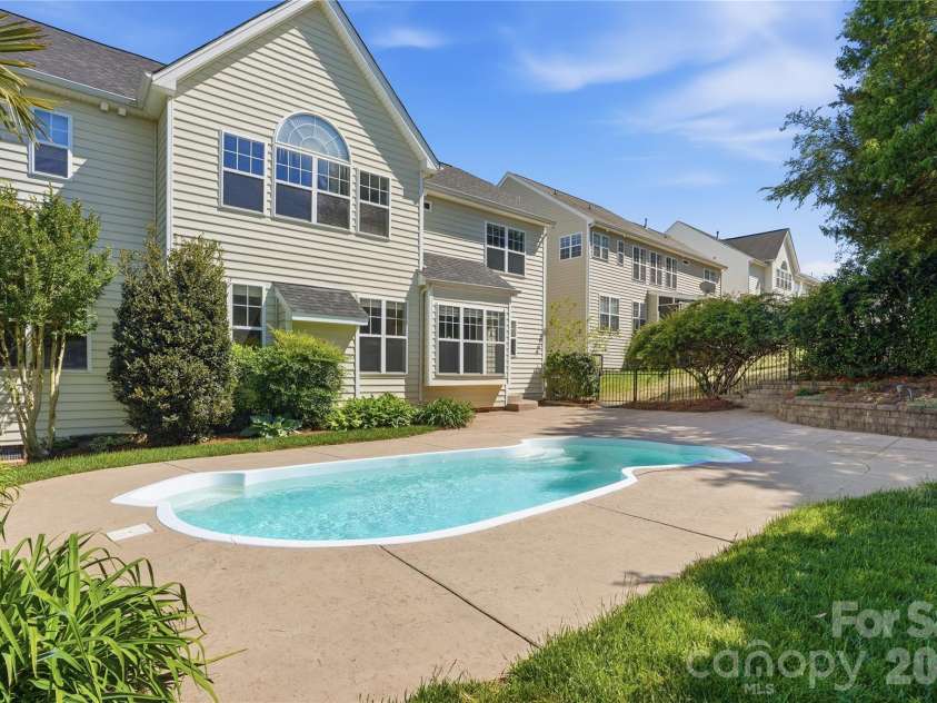 7816 Whisperingwood Drive, Harrisburg, NC 28075.  MLS# CAR4377272, YatesRealty ID 25732. 
