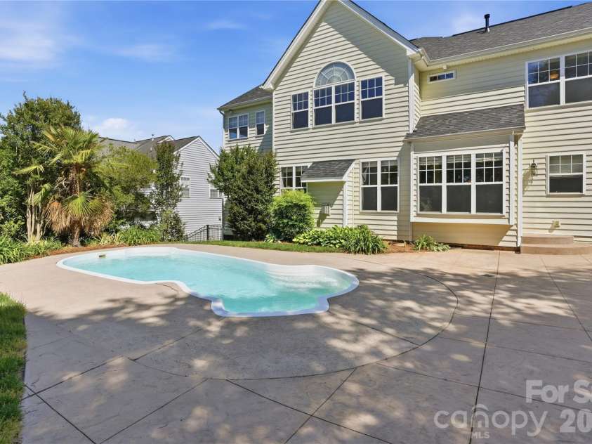 7816 Whisperingwood Drive, Harrisburg, NC 28075.  MLS# CAR4377272, YatesRealty ID 25732. 