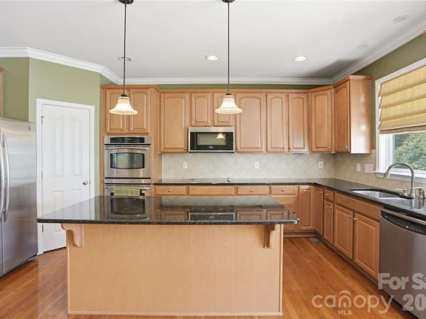 7816 Whisperingwood Drive, Harrisburg, NC 28075.  MLS# CAR4377272, YatesRealty ID 25732. 