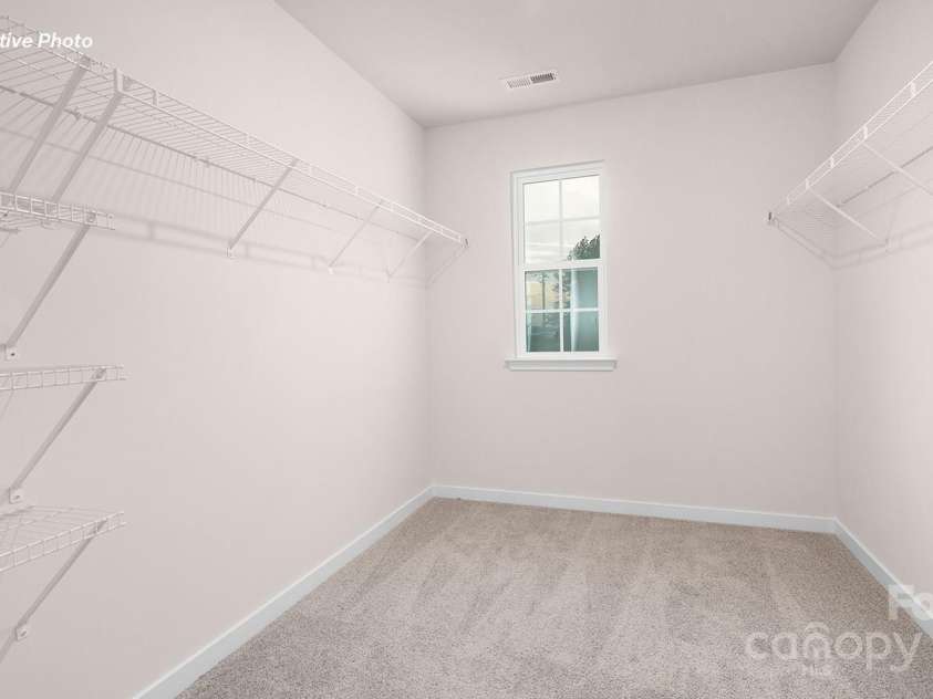 12019 Zazu Way, Charlotte, NC 28215.  MLS# CAR4271169, YatesRealty ID 25733. 