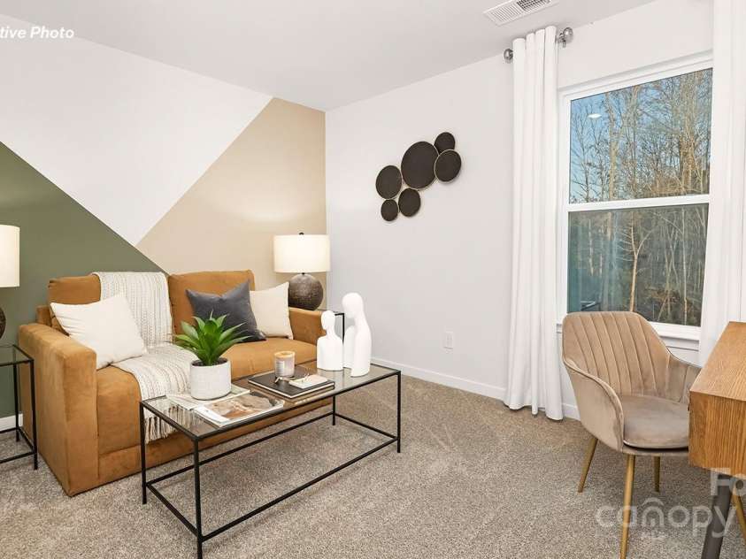 12019 Zazu Way, Charlotte, NC 28215.  MLS# CAR4271169, YatesRealty ID 25733. 
