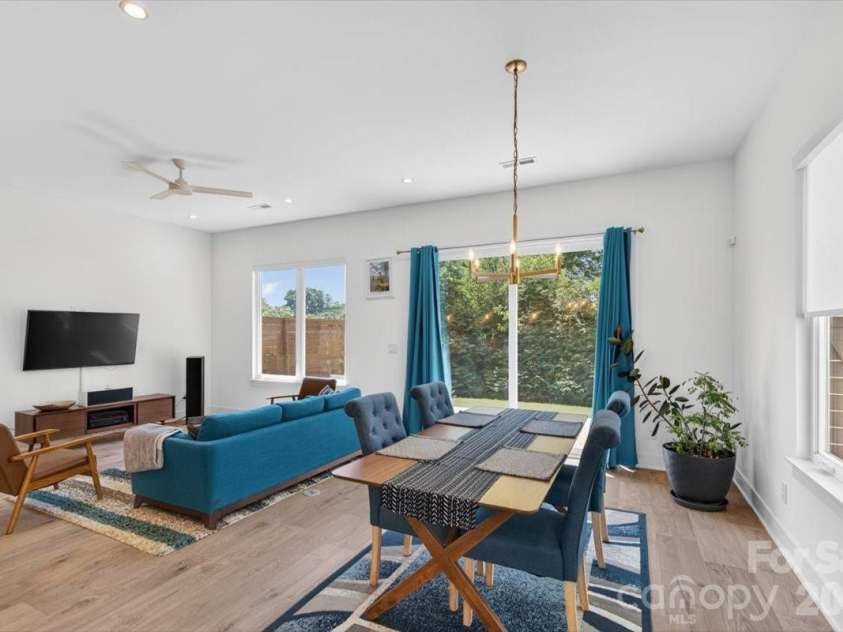 120 Mattoon Street, Charlotte, NC 28216.  MLS# CAR4386058, YatesRealty ID 25734. 