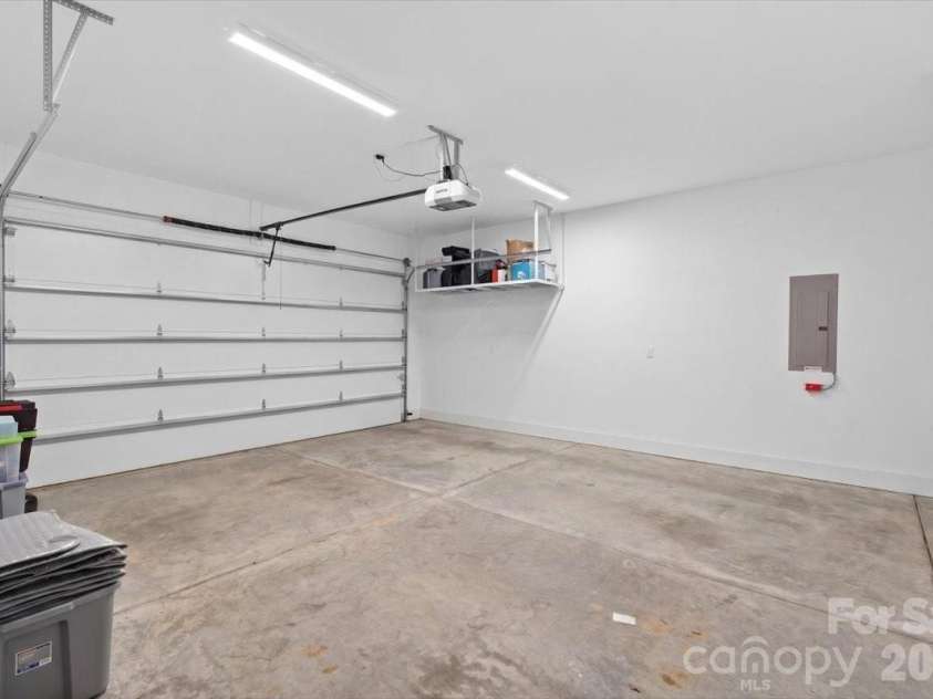 120 Mattoon Street, Charlotte, NC 28216.  MLS# CAR4386058, YatesRealty ID 25734. 