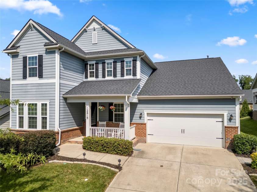 12415 Es Draper Drive, Huntersville, NC 28078.  MLS# CAR4275514, YatesRealty ID 25734. 