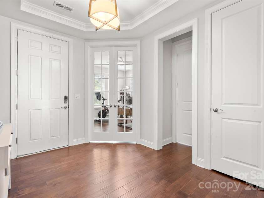 12415 Es Draper Drive, Huntersville, NC 28078.  MLS# CAR4275514, YatesRealty ID 25734. 