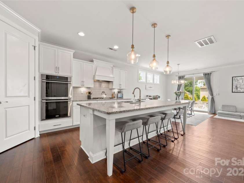 12415 Es Draper Drive, Huntersville, NC 28078.  MLS# CAR4275514, YatesRealty ID 25734. 