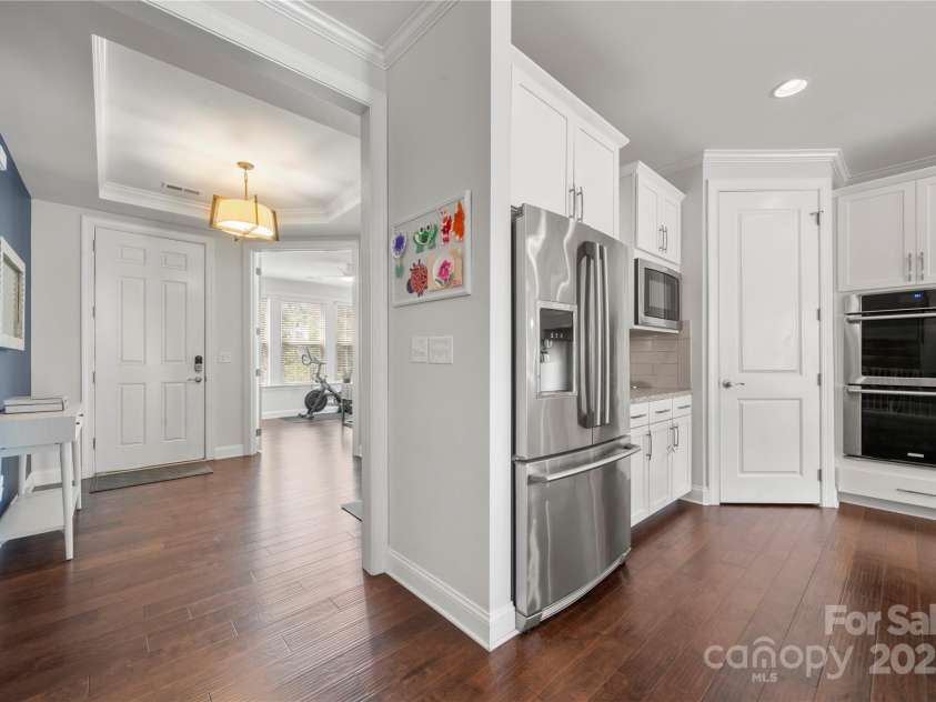 12415 Es Draper Drive, Huntersville, NC 28078.  MLS# CAR4275514, YatesRealty ID 25734. 