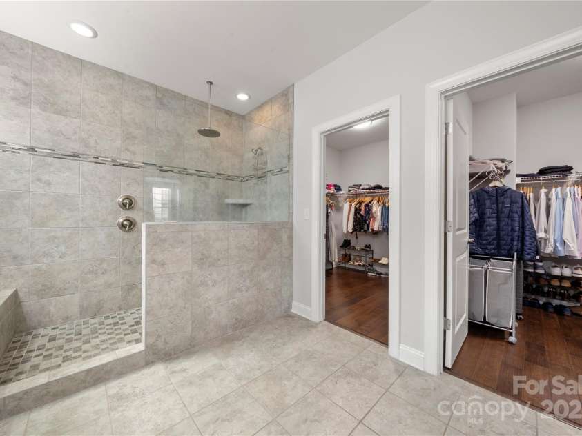 12415 Es Draper Drive, Huntersville, NC 28078.  MLS# CAR4275514, YatesRealty ID 25734. 