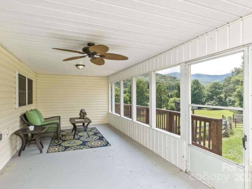 170 Beaverdam Loop Road, Candler, NC 28715.  MLS# CAR4271034, YatesRealty ID 25735. 