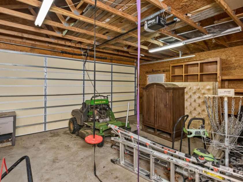 170 Beaverdam Loop Road, Candler, NC 28715.  MLS# CAR4271034, YatesRealty ID 25735. 