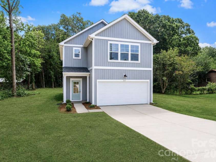 237 Third Creek Road, Statesville, NC 28677.  MLS# CAR4385621, YatesRealty ID 25735. 