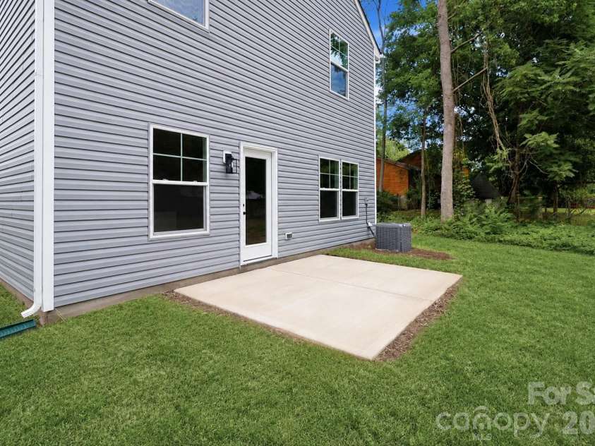 237 Third Creek Road, Statesville, NC 28677.  MLS# CAR4385621, YatesRealty ID 25735. 