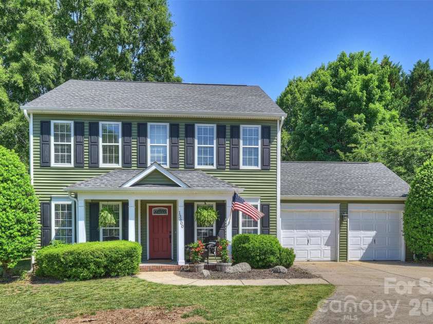 13600 Red Wine Court, Charlotte, NC 28273.  MLS# CAR4384893, YatesRealty ID 25736. 