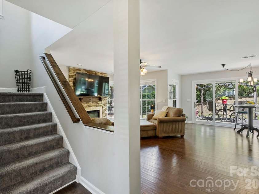 13600 Red Wine Court, Charlotte, NC 28273.  MLS# CAR4384893, YatesRealty ID 25736. 