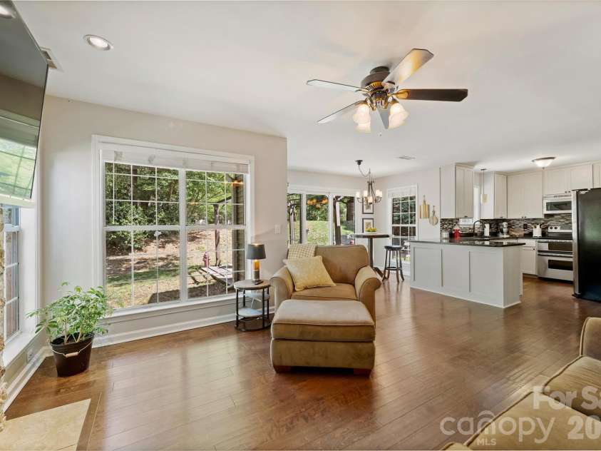 13600 Red Wine Court, Charlotte, NC 28273.  MLS# CAR4384893, YatesRealty ID 25736. 