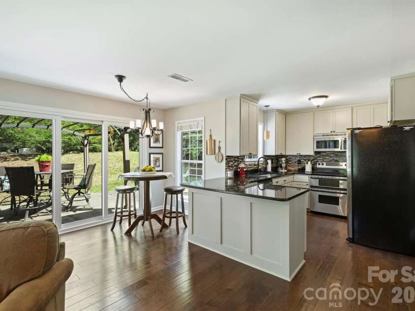 13600 Red Wine Court, Charlotte, NC 28273.  MLS# CAR4384893, YatesRealty ID 25736. 