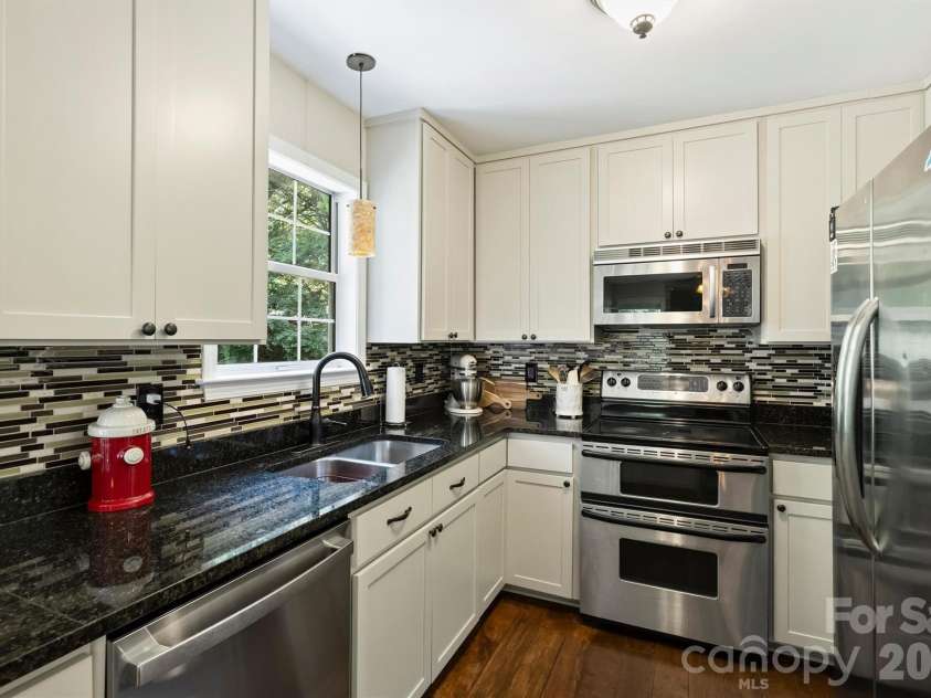 13600 Red Wine Court, Charlotte, NC 28273.  MLS# CAR4384893, YatesRealty ID 25736. 