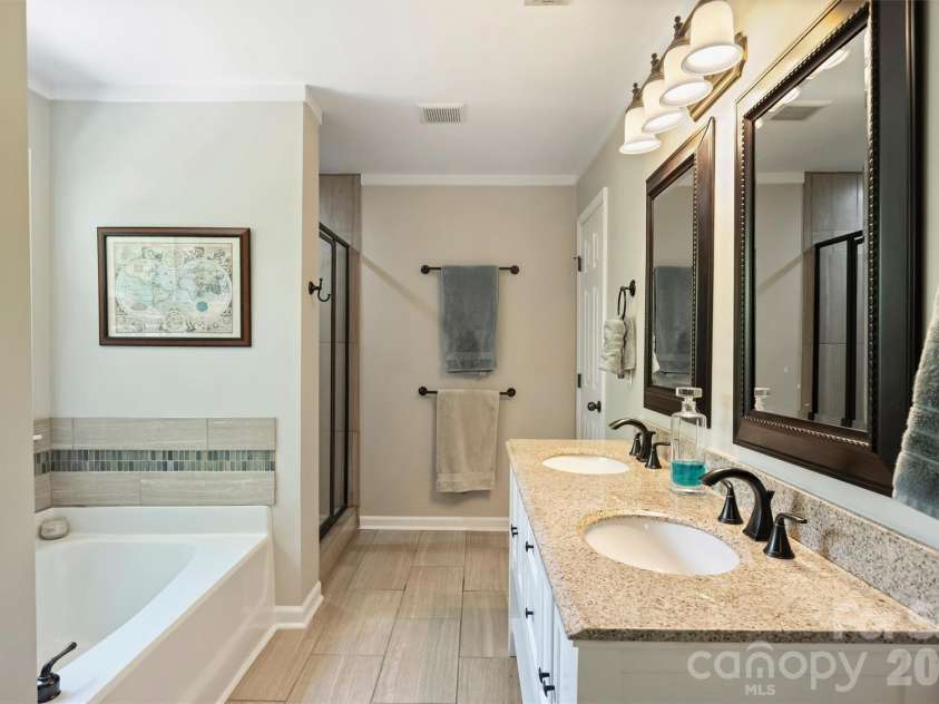 13600 Red Wine Court, Charlotte, NC 28273.  MLS# CAR4384893, YatesRealty ID 25736. 