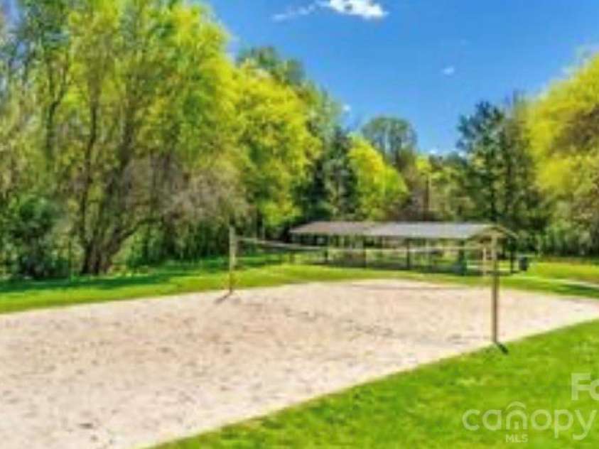 13600 Red Wine Court, Charlotte, NC 28273.  MLS# CAR4384893, YatesRealty ID 25736. 