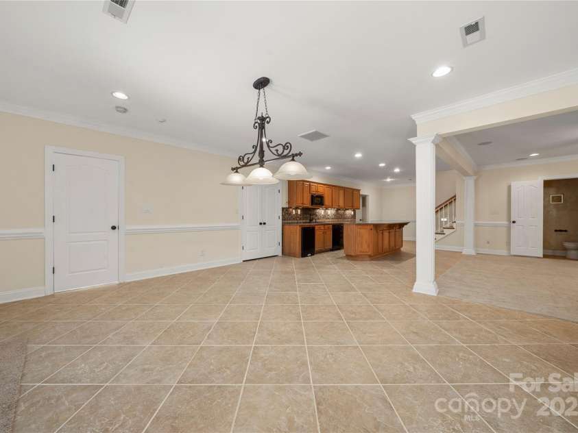 765 Cherry Hills Place, Rock Hill, SC 29730.  MLS# CAR4270626, YatesRealty ID 25736. 2nd living quarters on the golf course