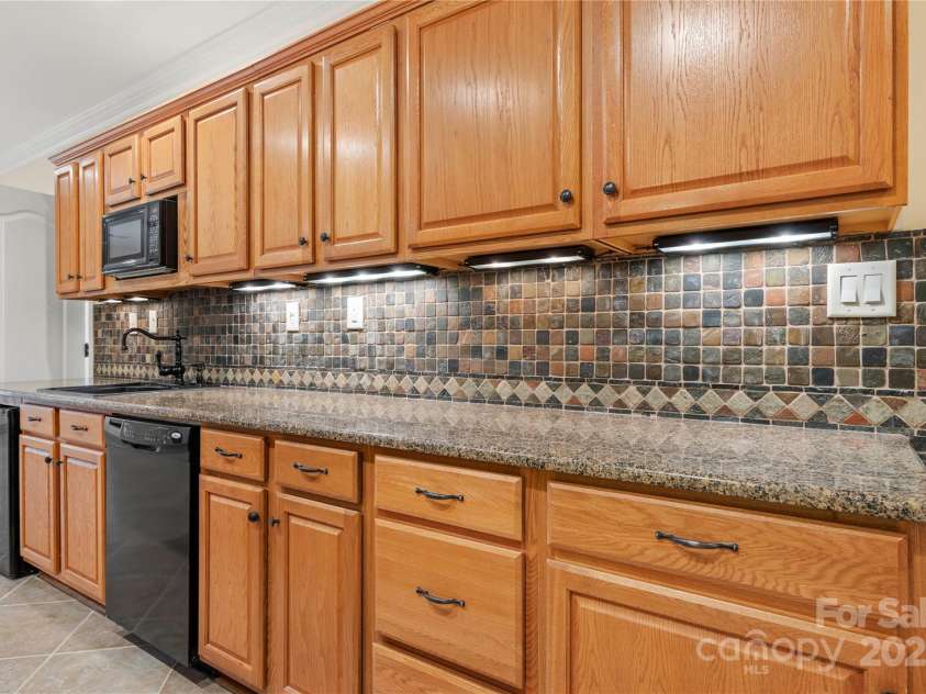 765 Cherry Hills Place, Rock Hill, SC 29730.  MLS# CAR4270626, YatesRealty ID 25736. 