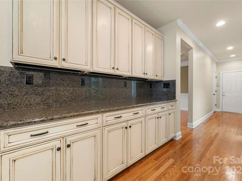 765 Cherry Hills Place, Rock Hill, SC 29730.  MLS# CAR4270626, YatesRealty ID 25736. Expansive counterspace