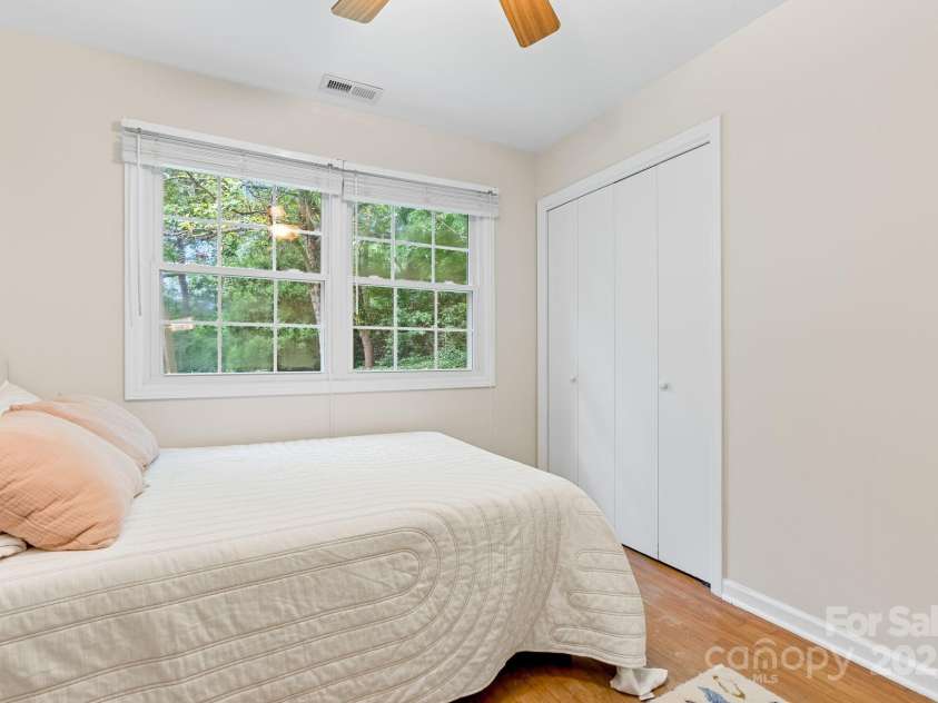 10 Daniel Lane, Black Mountain, NC 28711.  MLS# CAR4274400, YatesRealty ID 25738. Wonderful Natural Daylight